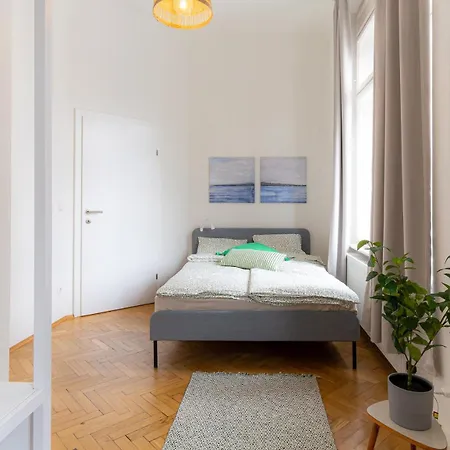 Marschallgasse 5 * Грац